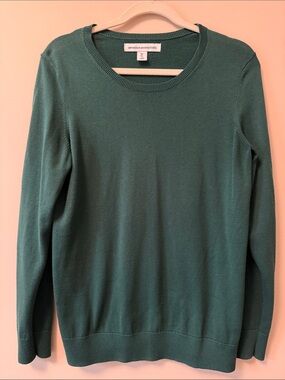 Amazon Essentials women’s Green Crewneck Sweater